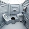 Toilette chimique adaptée avec lavabo – Image 2