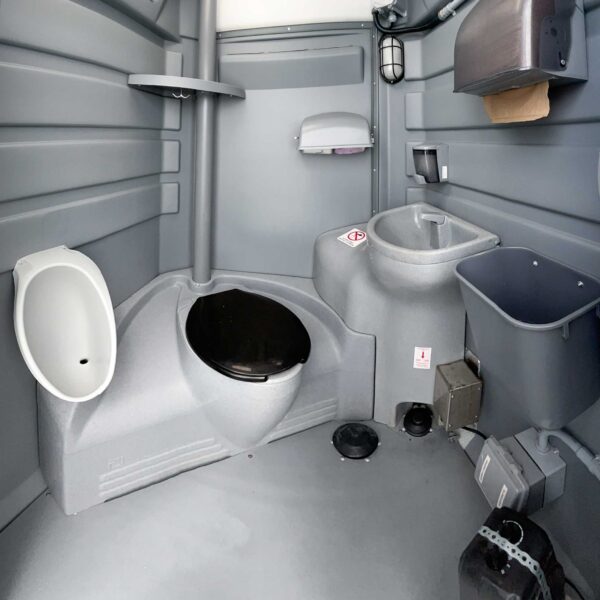 VIP portable toilet with sink - Image 2
