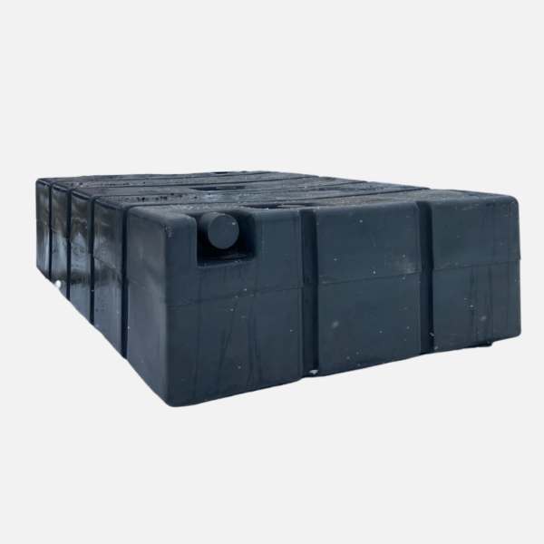 250 gallons holding tank - Image 4