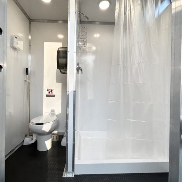 Multisan 2 Combo Shower Trailer | Presti - Image 2